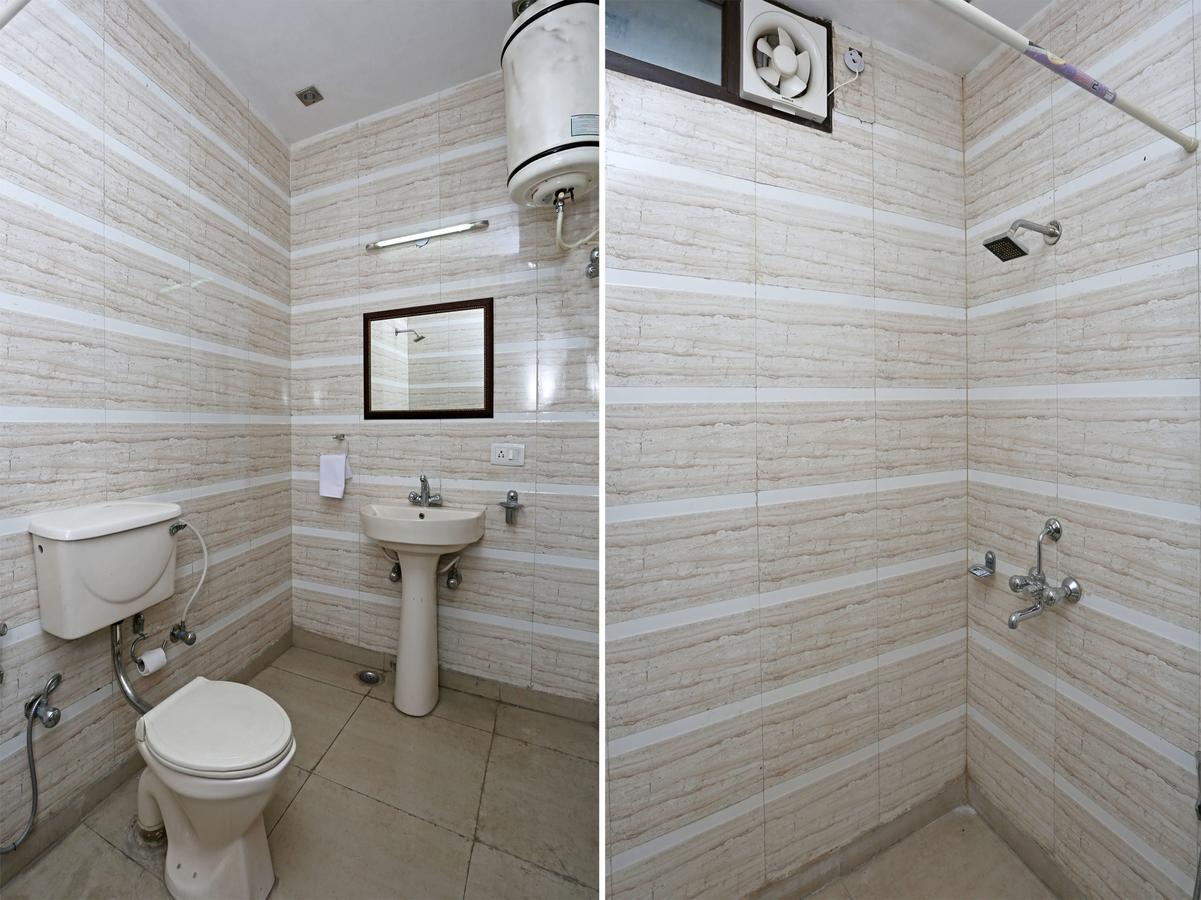 Oyo 10257 Hotel Lotus Park 古尔冈 外观 照片